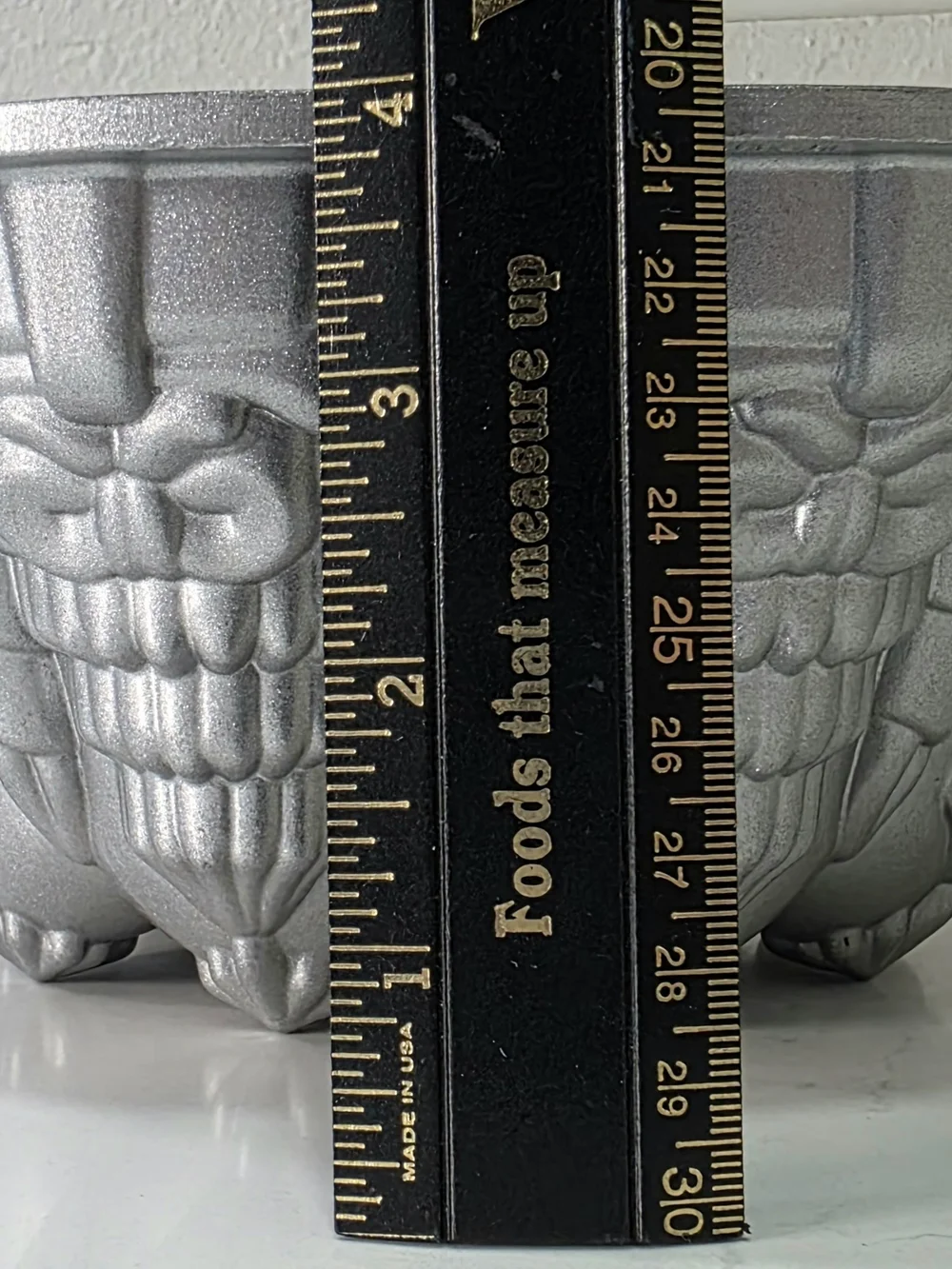 Nordic Ware Christmas Tree Very Merry Bundt Silver Cake Pan Bakeware 10 Cup